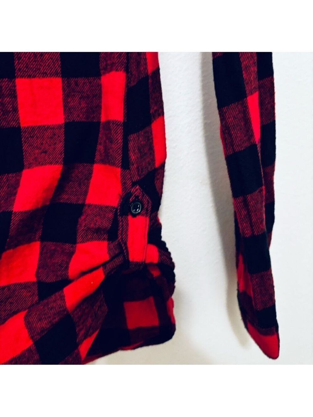 Buffalo Plaid Red and Black Button Down Flannel Shirt S - Picture 4 of 11